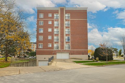 Tiny photo for 405 Creekside Drive #505, Palatine, IL 60074 (MLS # 12501627)