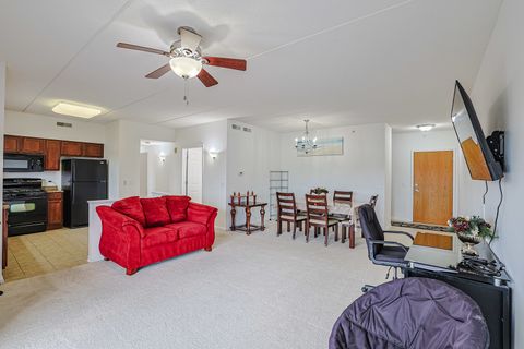 Tiny photo for 405 Creekside Drive #505, Palatine, IL 60074 (MLS # 12501627)