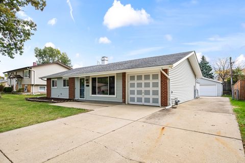 585 Amherst Lane Hoffman Estates IL 60169