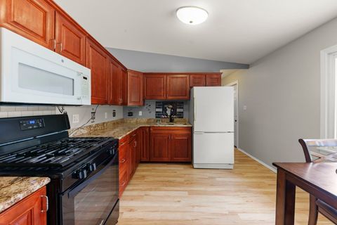 Tiny photo for 436 Clifton Avenue, Romeoville, IL 60446 (MLS # 12483400)