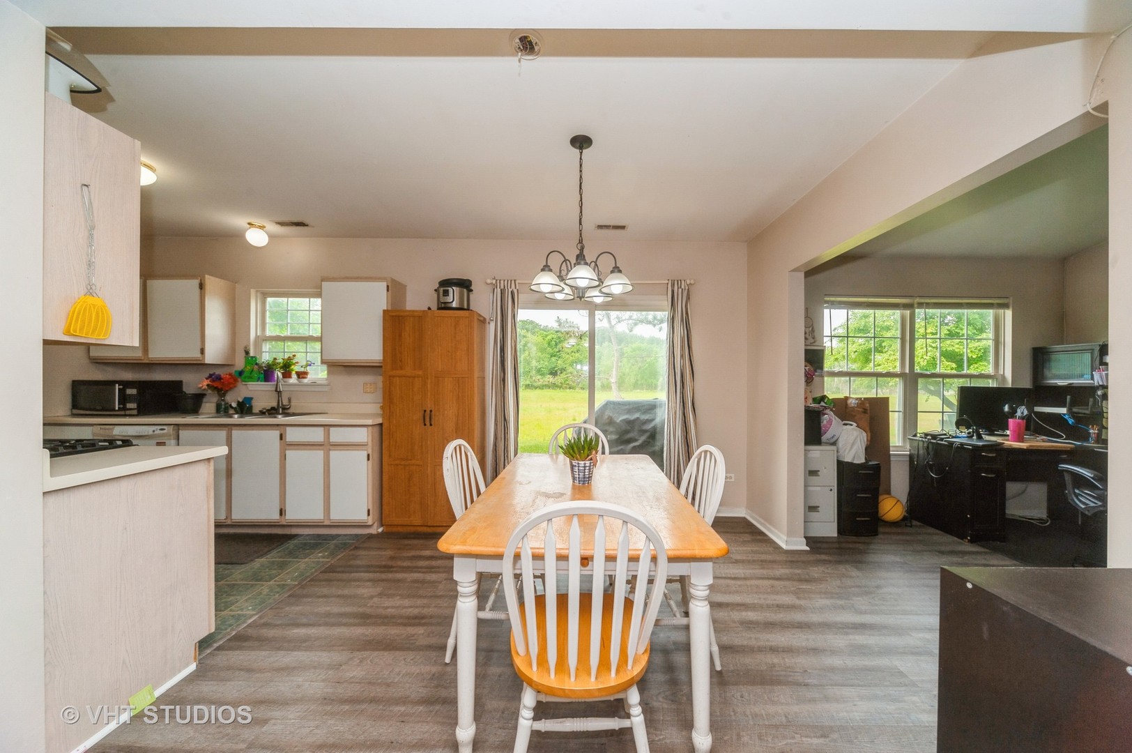 1226 N Village Drive