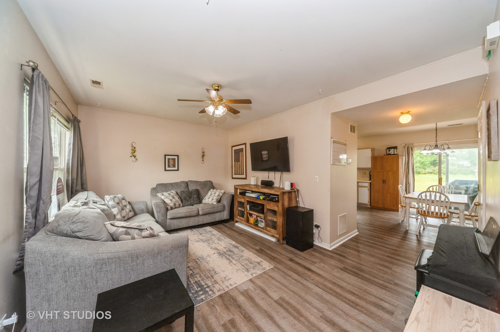 1226 N Village Drive