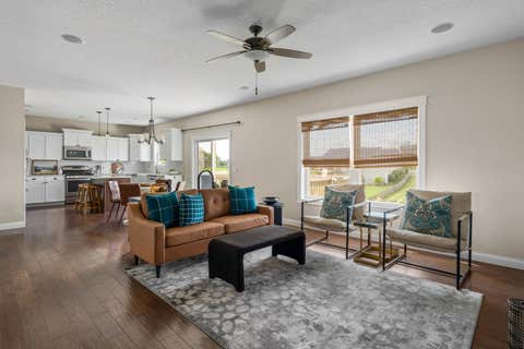 Tiny photo for 4367 55th Avenue, Bettendorf, IA 52722 (MLS # 12709780)