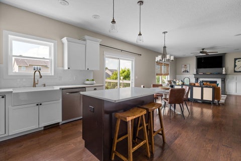 Tiny photo for 4367 55th Avenue, Bettendorf, IA 52722 (MLS # 12709780)