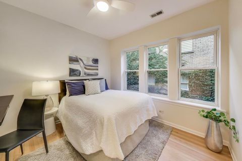 Tiny photo for 1735 W Catalpa Avenue #2N, Chicago, IL 60640 (MLS # 12462583)