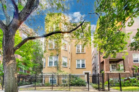 Photo of 1735 W Catalpa Avenue #2N, Chicago, IL 60640 (MLS # 12462583)