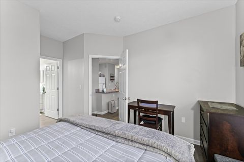 Tiny photo for 1901 N Lincoln Avenue #105, Urbana, IL 61801 (MLS # 12607124)