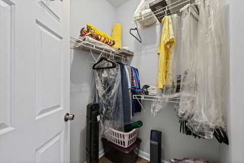 Tiny photo for 1901 N Lincoln Avenue #105, Urbana, IL 61801 (MLS # 12607124)