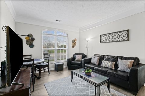 Tiny photo for 1901 N Lincoln Avenue #105, Urbana, IL 61801 (MLS # 12607124)