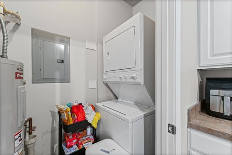 Tiny photo for 1901 N Lincoln Avenue #105, Urbana, IL 61801 (MLS # 12607124)