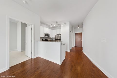 Tiny photo for 233 E 13th Street #2210, Chicago, IL 60605 (MLS # 12508545)