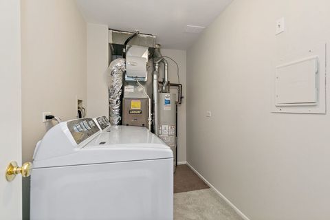 Tiny photo for 320 Woodbury Court #D1, Schaumburg, IL 60193 (MLS # 12594611)