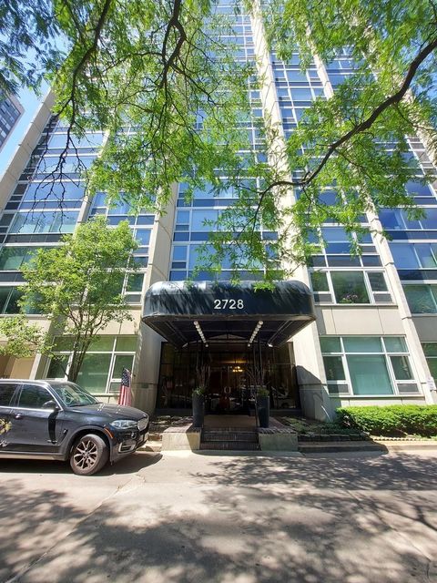 2728 N Hampden Court 1702 Chicago IL 60614
