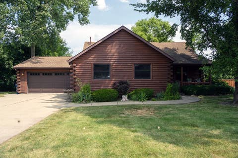 Tiny photo for 1033 W Wood Street, Bensenville, IL 60106 (MLS # 12697634)