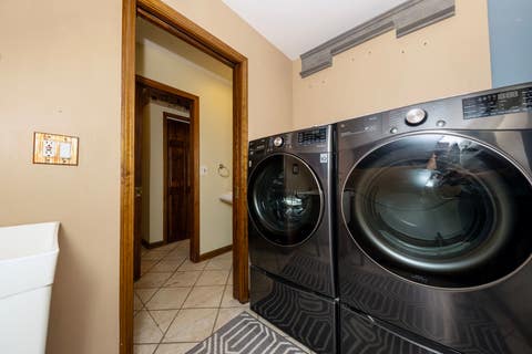 Tiny photo for 1033 W Wood Street, Bensenville, IL 60106 (MLS # 12697634)