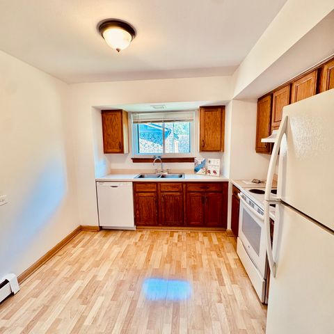 Tiny photo for 811 S Dwyer Avenue #E, Arlington Heights, IL 60005 (MLS # 12659099)
