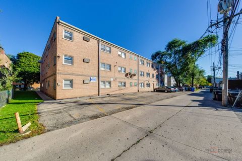 Tiny photo for 8044 Kenton Avenue #2, Skokie, IL 60076 (MLS # 12501719)