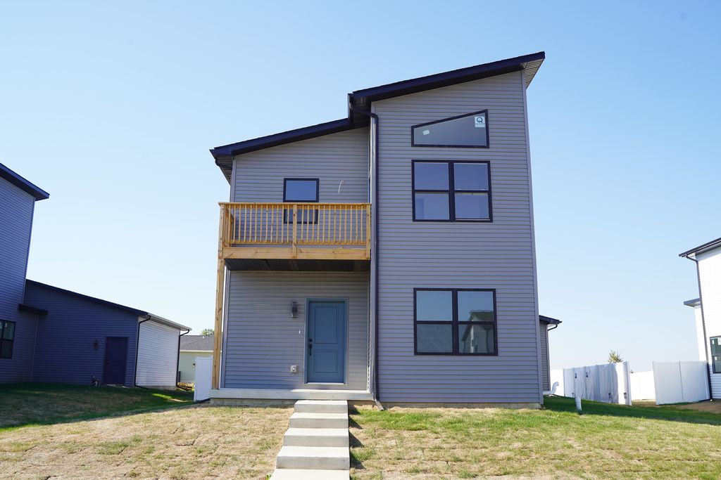 Photo for 785 Kristin Drive, Normal, IL 61761 (MLS # 12507602)