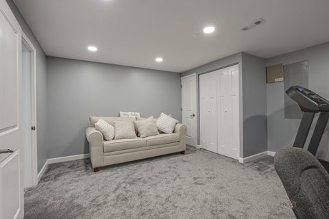 Tiny photo for 9 Ashford Court, Lincolnshire, IL 60069 (MLS # 12748279)