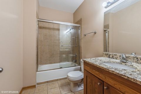 Tiny photo for 3932 S Lake Park Avenue #2N, Chicago, IL 60653 (MLS # 12675539)