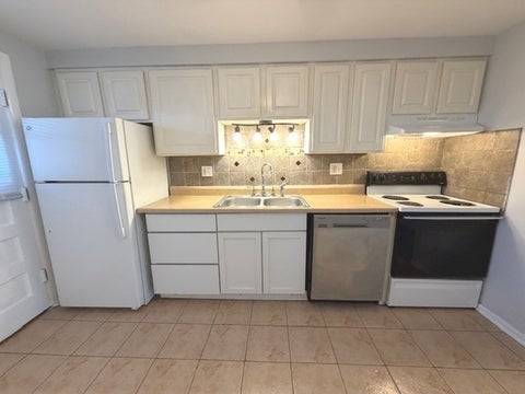 Tiny photo for 1030 W 18th Street #GN, Broadview, IL 60155 (MLS # 12657556)