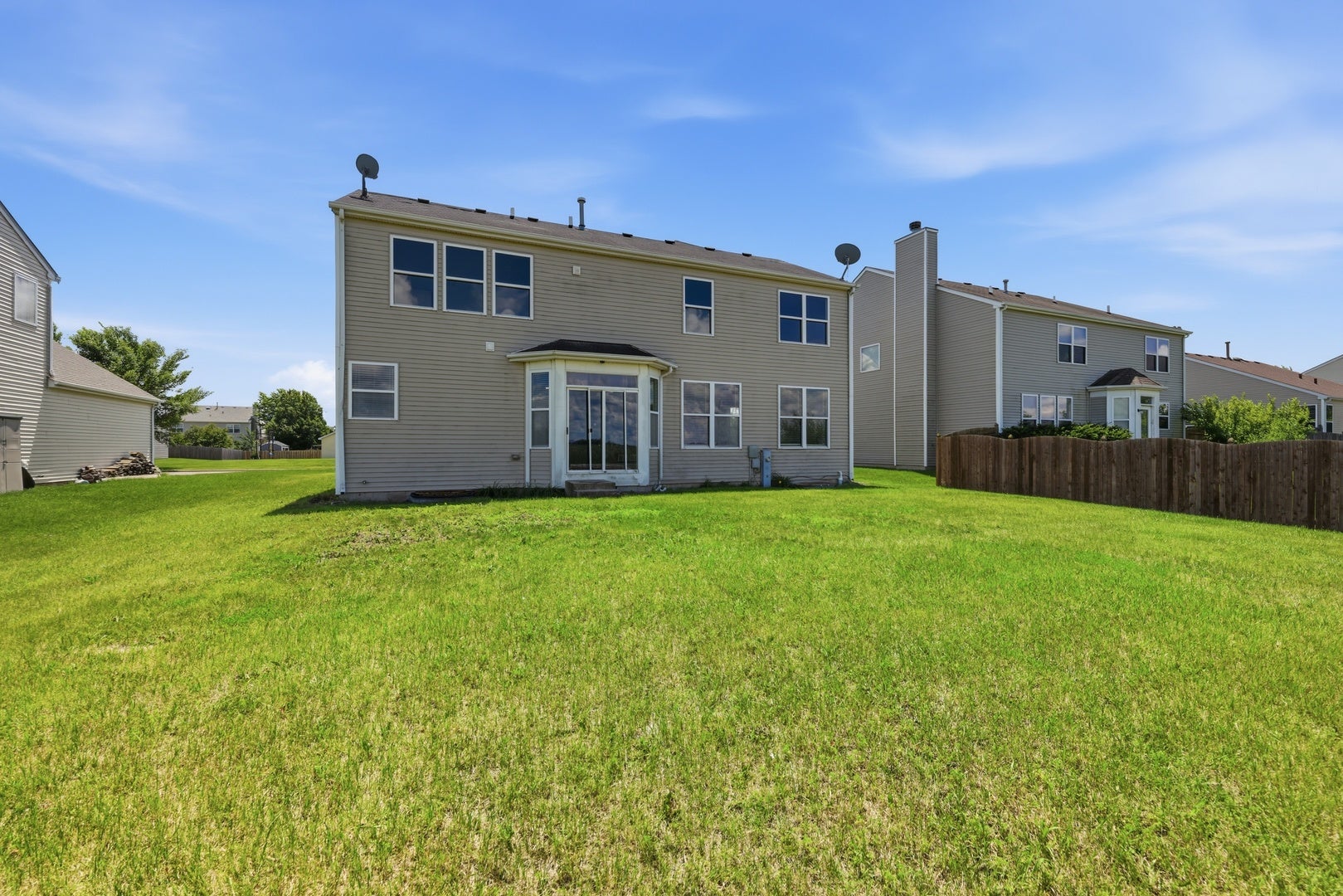 4686 Plymouth Avenue