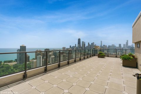 Tiny photo for 1660 N La Salle Drive #2508, Chicago, IL 60614 (MLS # 12470364)