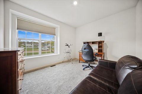 Tiny photo for 4704 Fox Trail Court, Wonder Lake, IL 60097 (MLS # 12525313)