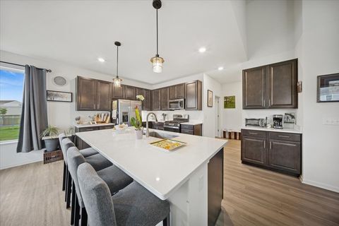 Tiny photo for 4704 Fox Trail Court, Wonder Lake, IL 60097 (MLS # 12525313)