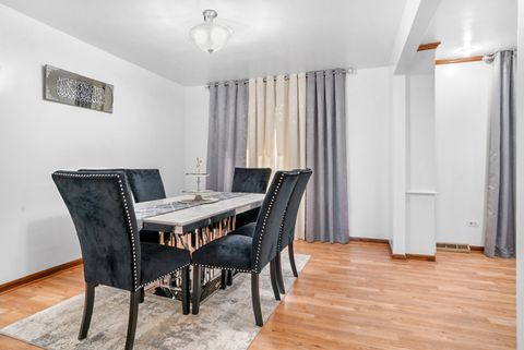 Tiny photo for 7712 Sequoia Court, Orland Park, IL 60462 (MLS # 12487730)