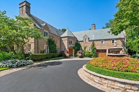 Photo of 1144 Green Bay Road, Highland Park, IL 60035 (MLS # 12451634)