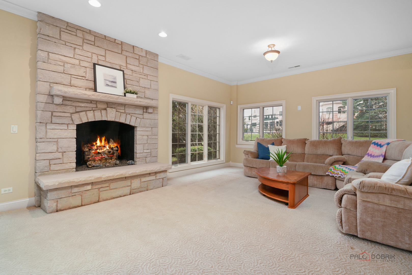 Inverness, Illinois, 60010, United States, 6 Bedrooms Bedrooms, ,7 BathroomsBathrooms,Residential,Active,2036368