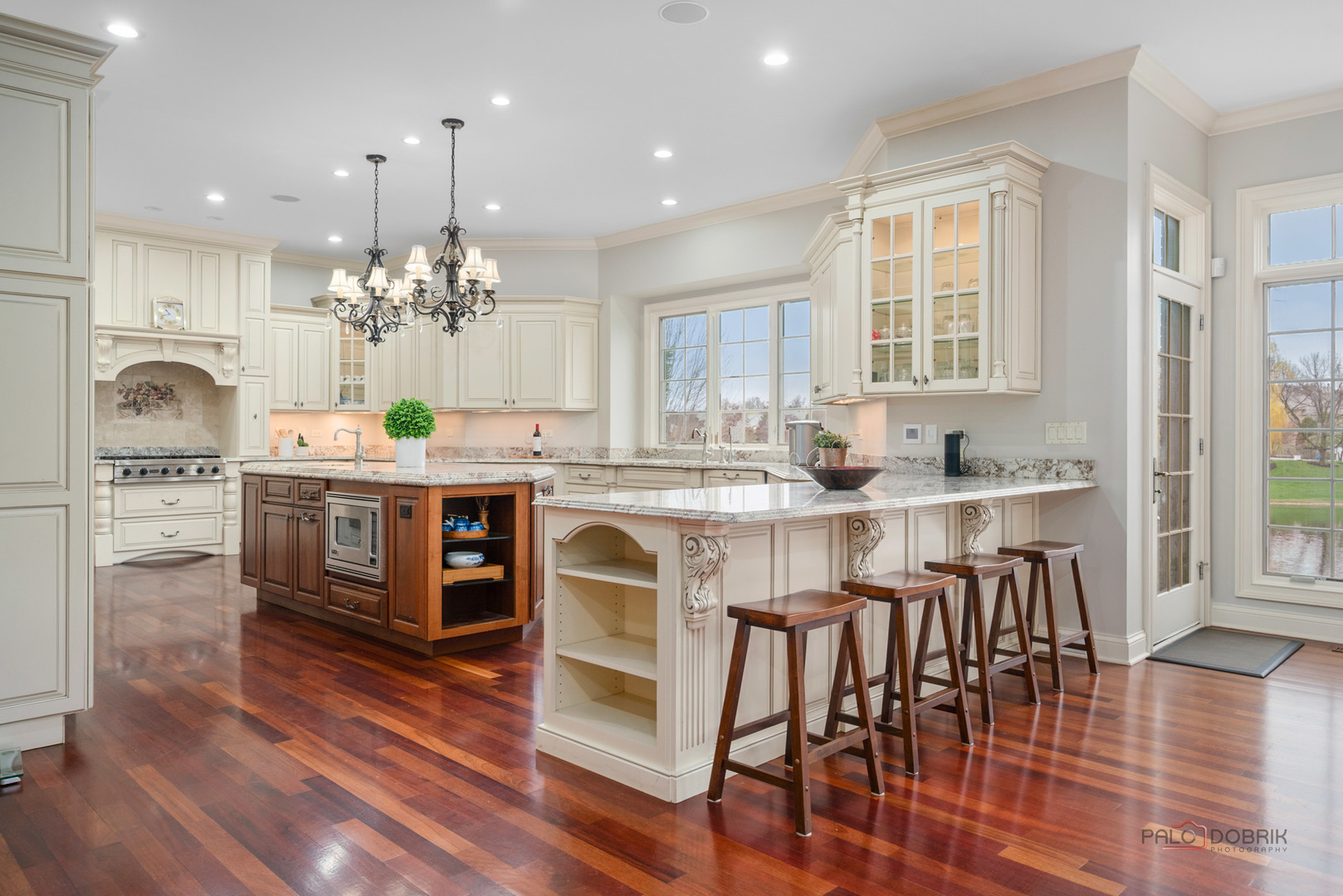 Inverness, Illinois, 60010, United States, 6 Bedrooms Bedrooms, ,7 BathroomsBathrooms,Residential,Active,2036368