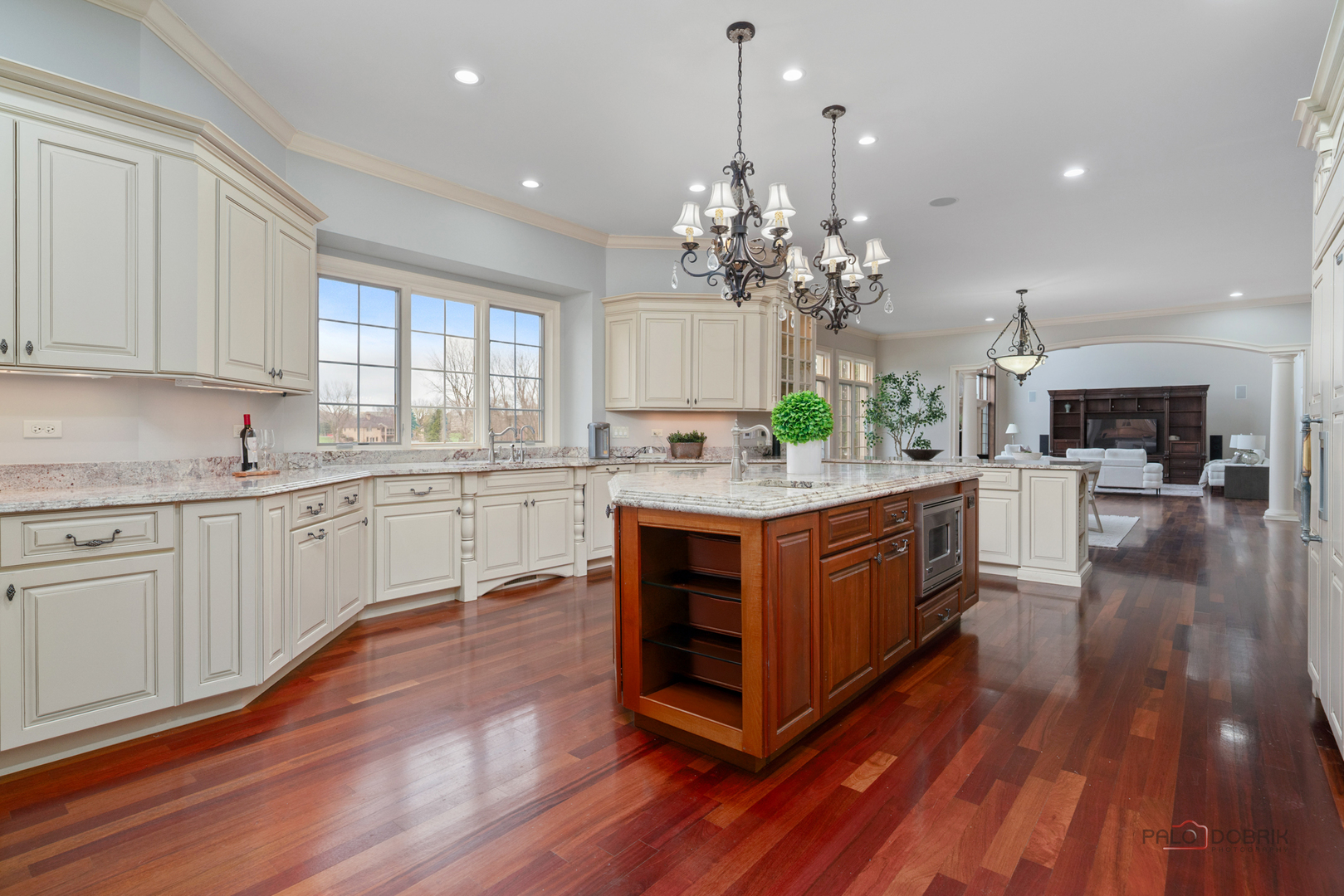 Inverness, Illinois, 60010, United States, 6 Bedrooms Bedrooms, ,7 BathroomsBathrooms,Residential,Active,2036368