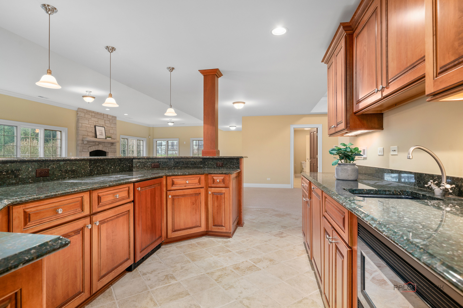 Inverness, Illinois, 60010, United States, 6 Bedrooms Bedrooms, ,7 BathroomsBathrooms,Residential,Active,2036368