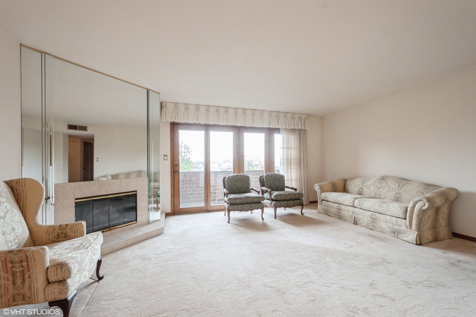 101 SUMMIT Avenue 307