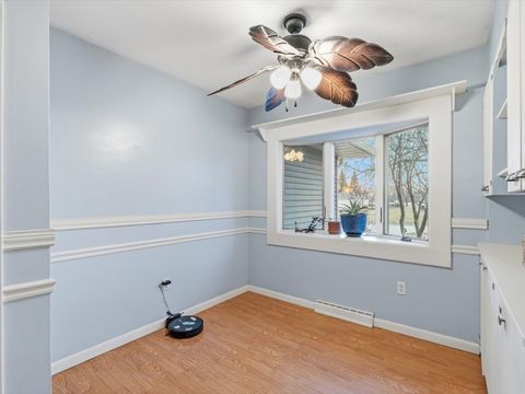 Tiny photo for 2610 31ST Street, Moline, IL 61265 (MLS # 12570239)