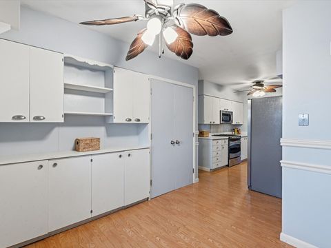 Tiny photo for 2610 31ST Street, Moline, IL 61265 (MLS # 12570239)