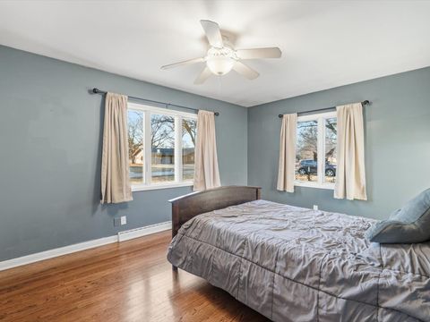 Tiny photo for 2610 31ST Street, Moline, IL 61265 (MLS # 12570239)