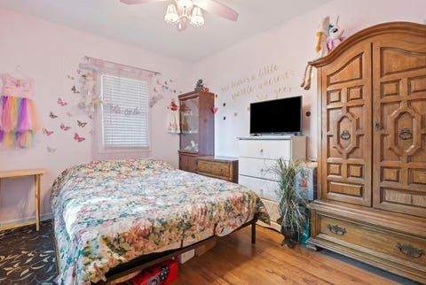 Tiny photo for 937 Elsie Avenue, Gurnee, IL 60031 (MLS # 12726959)