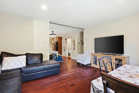 Tiny photo for 937 Elsie Avenue, Gurnee, IL 60031 (MLS # 12726959)