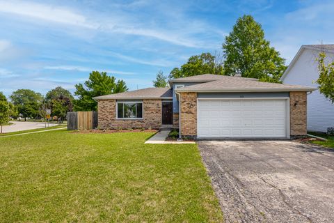 Tiny photo for 166 N Canyon Drive, Bolingbrook, IL 60490 (MLS # 12420247)