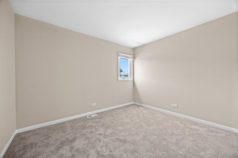 Tiny photo for 166 N Canyon Drive, Bolingbrook, IL 60490 (MLS # 12420247)