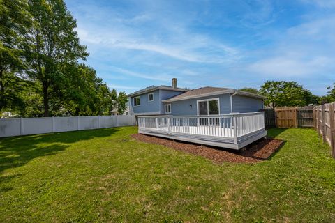 Tiny photo for 166 N Canyon Drive, Bolingbrook, IL 60490 (MLS # 12420247)