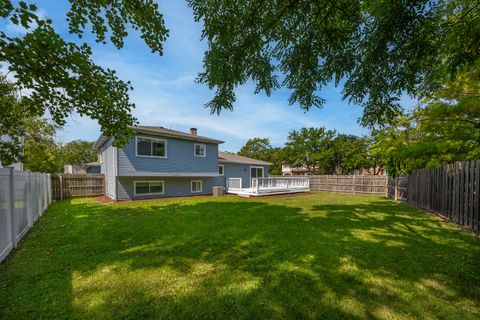 Tiny photo for 166 N Canyon Drive, Bolingbrook, IL 60490 (MLS # 12420247)