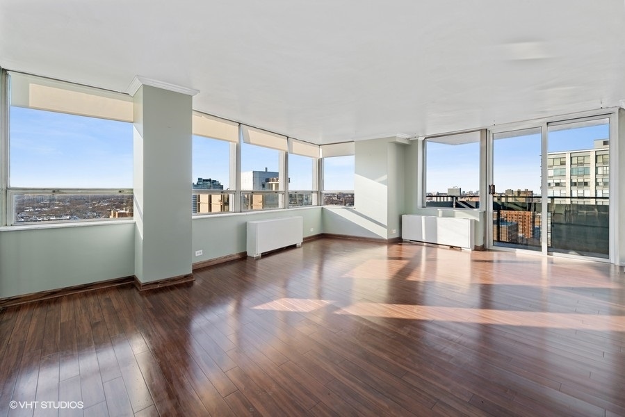 5701 N Sheridan Road 19B