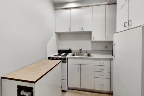 Tiny photo for 6101 W 80th Place, Burbank, IL 60459 (MLS # 12728681)
