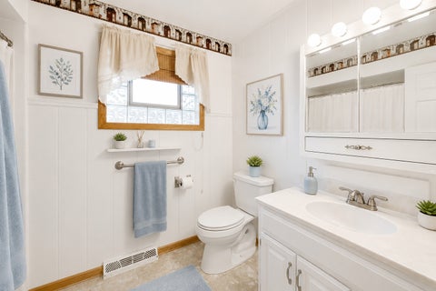 Tiny photo for 6101 W 80th Place, Burbank, IL 60459 (MLS # 12728681)