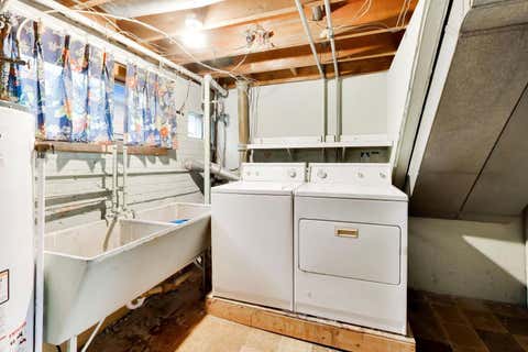 Tiny photo for 6101 W 80th Place, Burbank, IL 60459 (MLS # 12728681)