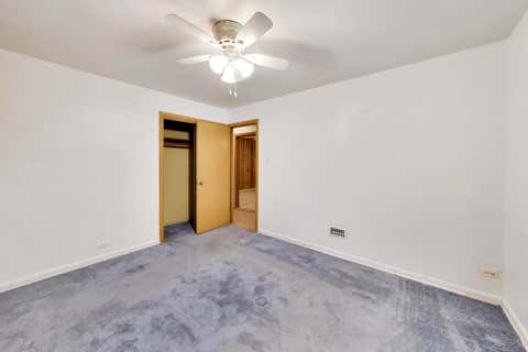 Tiny photo for 6101 W 80th Place, Burbank, IL 60459 (MLS # 12728681)